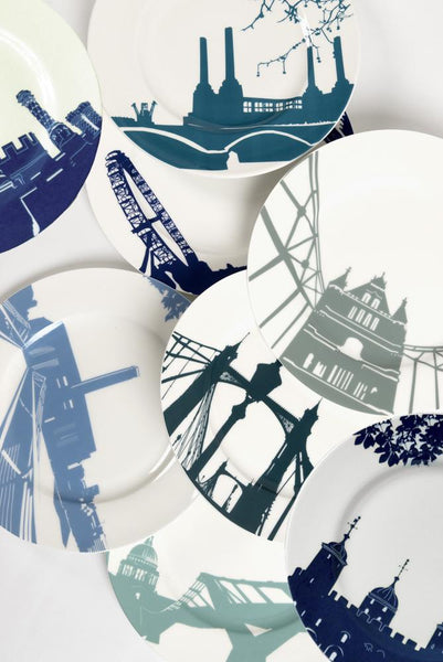 A set of River Series Dinner Plates