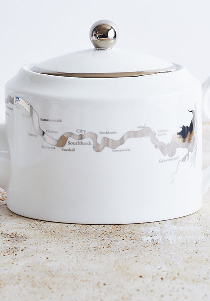 DETAIL Thames teapot in platinum - Snowden Flood